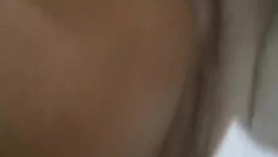 露脸骚逼想高潮