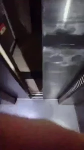 楼道里狠狠干大奶骚笔